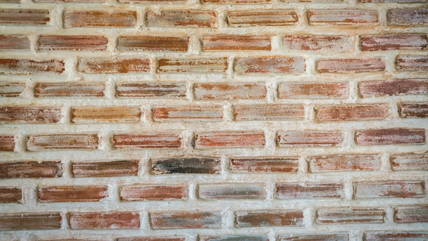 چیدمان آجر در ساختمان